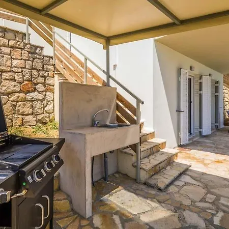 Ai Giannis Sleeps 4 Pool Air Con Wifi Villa