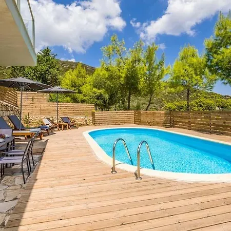 Villa Ai Giannis Sleeps 4 Pool Air Con Wifi Marathiás